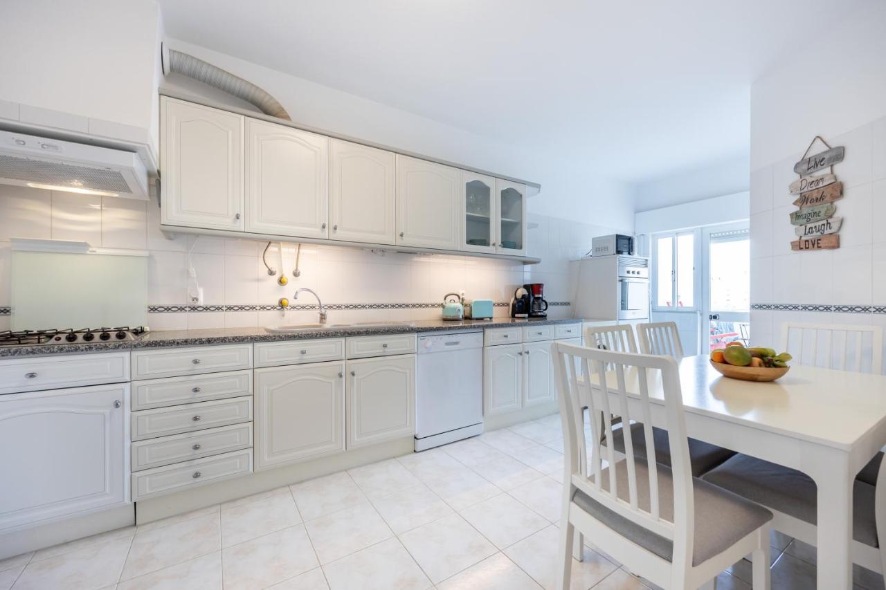 לאגוּ‏ש Stylish Seashore Apartment מראה חיצוני תמונה